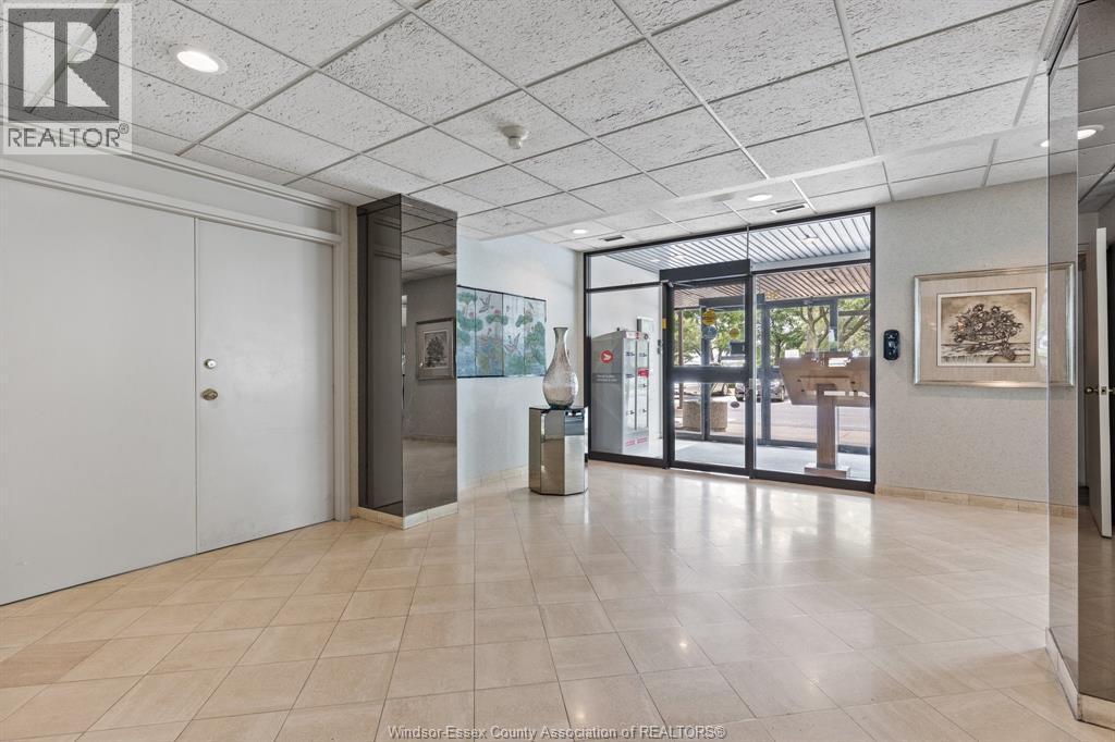 3601 Riverside East Unit# 1203, Windsor, ON - Indoor Photo Showing Other Room