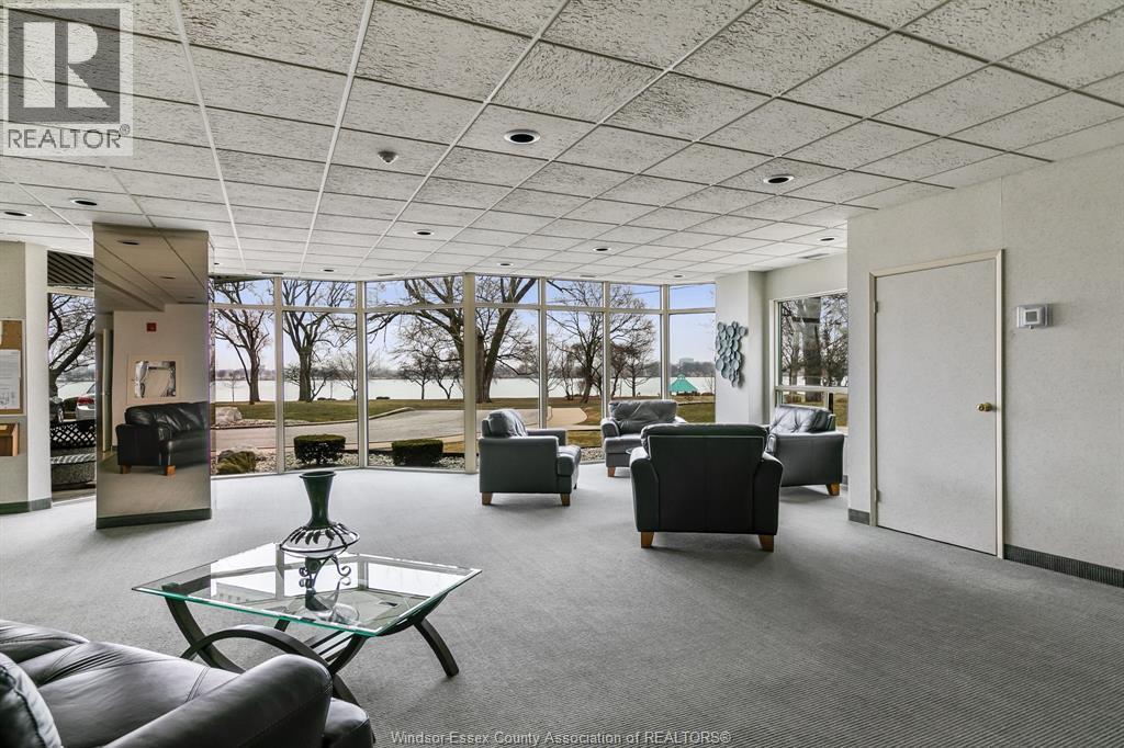 3601 Riverside East Unit# 1203, Windsor, ON - Indoor Photo Showing Other Room