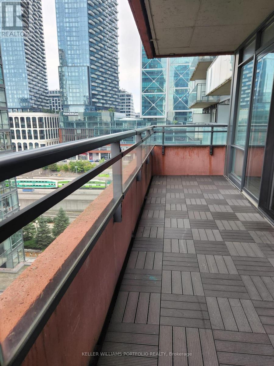 1027 - 4K Spadina Avenue, Toronto, ON - Outdoor With Balcony With Exterior