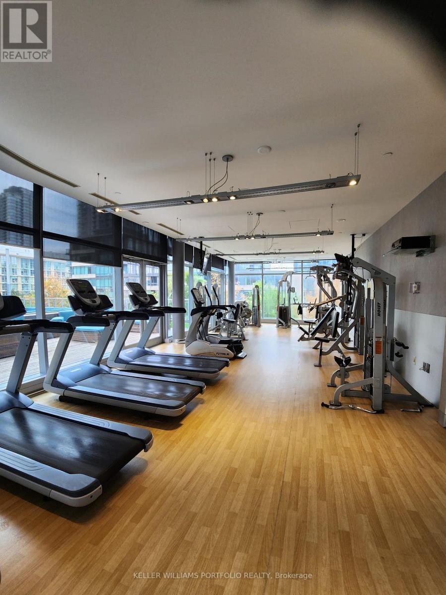 1027 - 4K Spadina Avenue, Toronto, ON - Indoor Photo Showing Gym Room