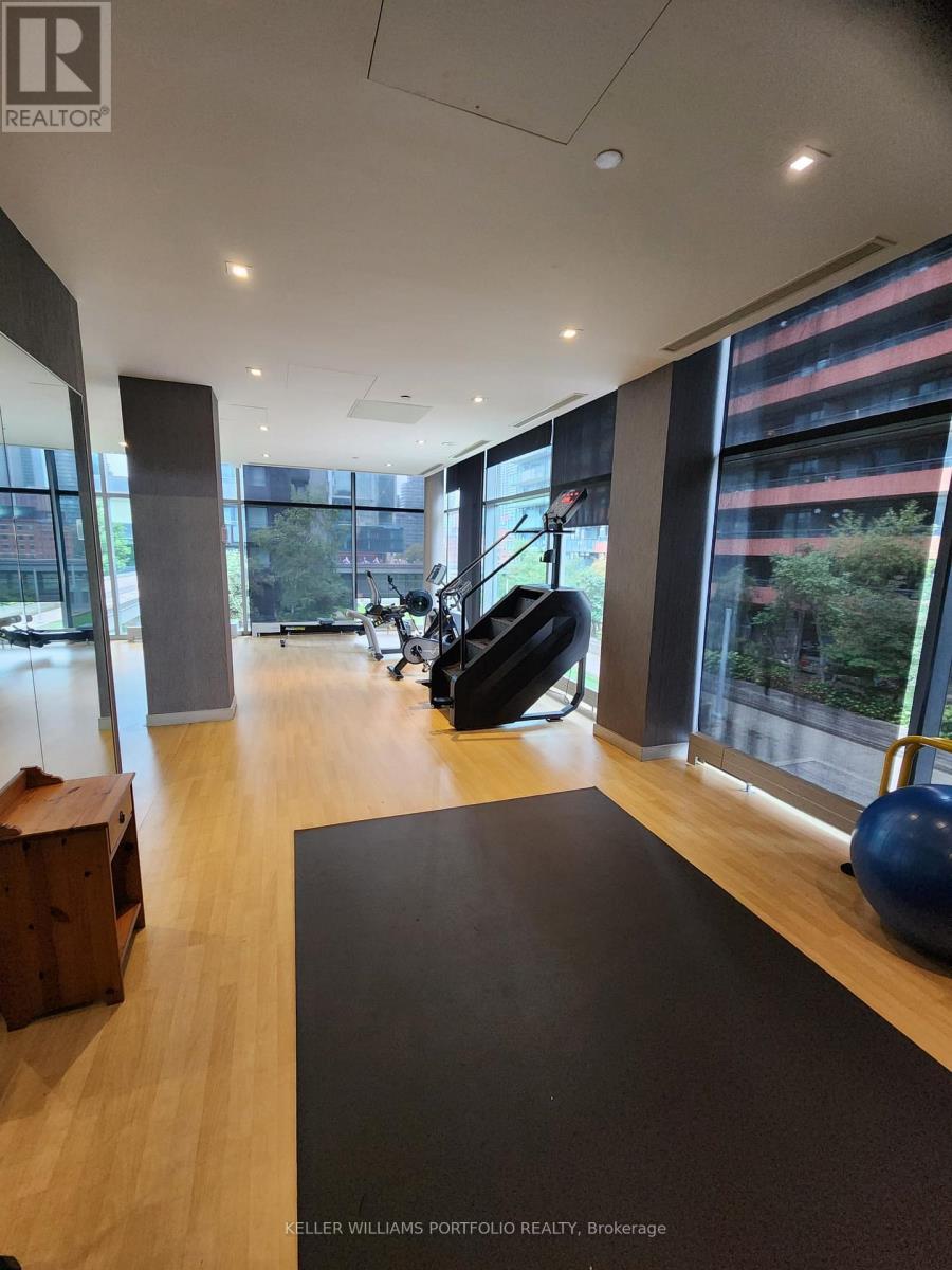 1027 - 4K Spadina Avenue, Toronto, ON - Indoor Photo Showing Other Room