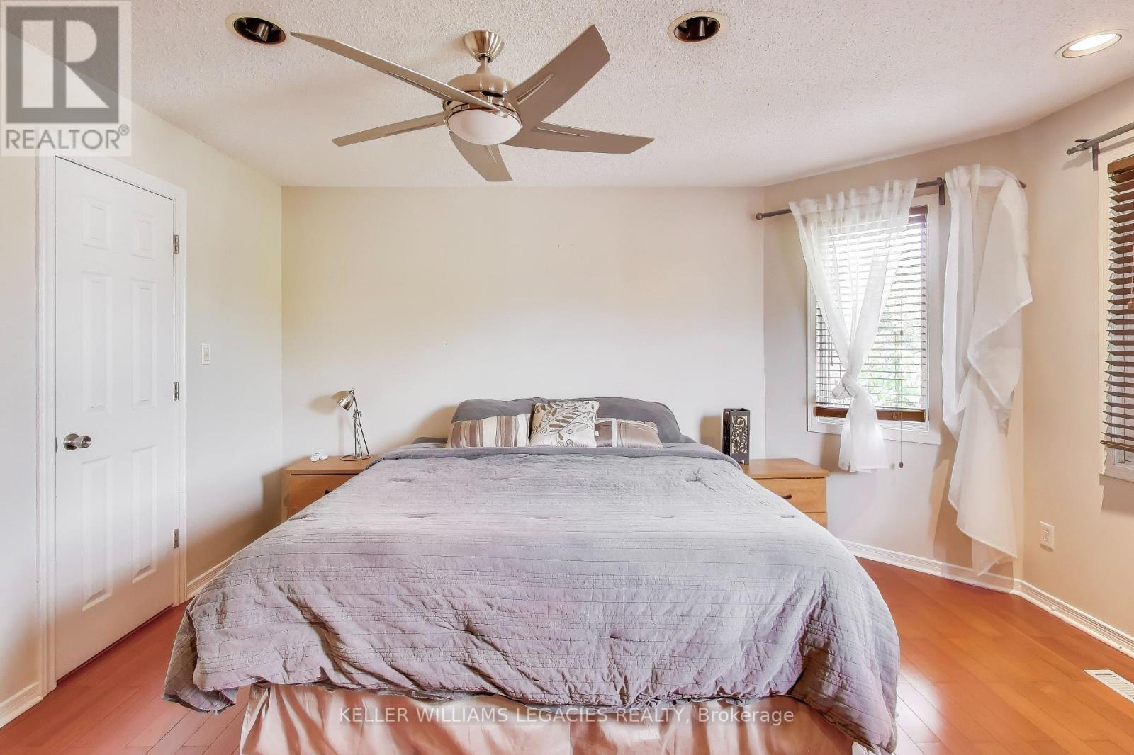 53 Millcroft Way, Vaughan, ON - Indoor Photo Showing Bedroom