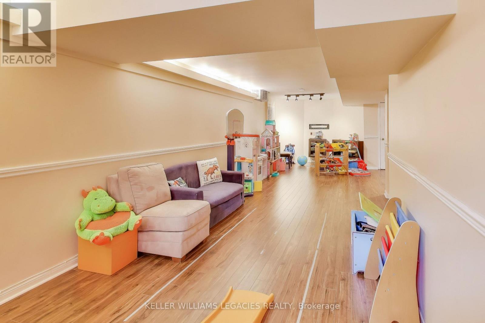 53 Millcroft Way, Vaughan, ON - Indoor