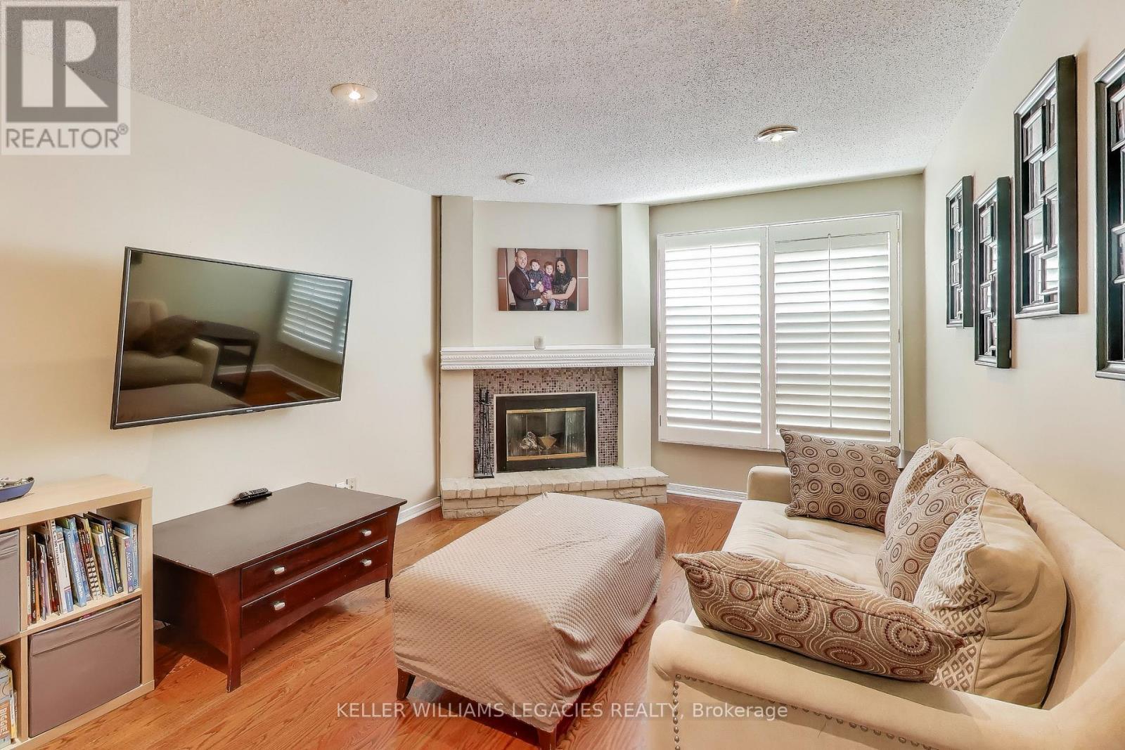 53 Millcroft Way, Vaughan, ON - Indoor Photo Showing Living Room With Fireplace