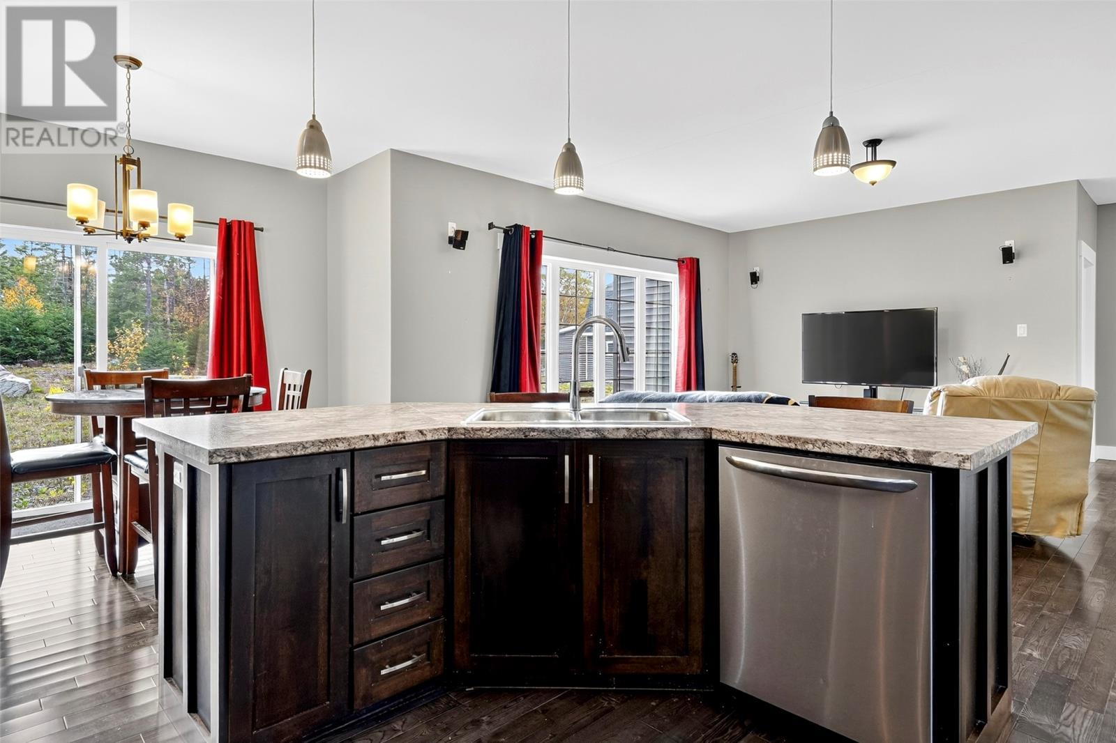 1 Ballfield Road, Dildo, NL - Indoor Photo Showing Kitchen With Double Sink