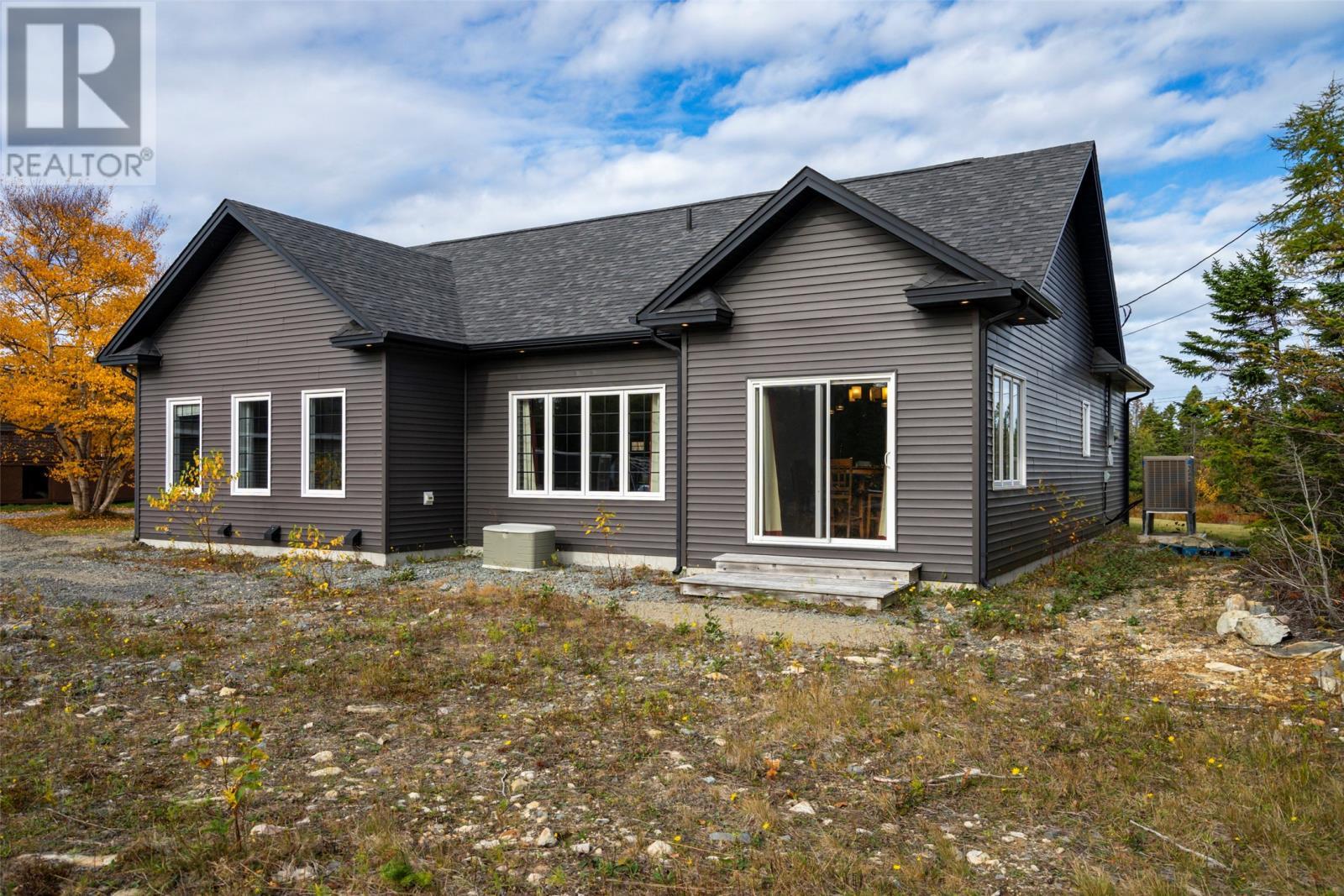 1 Ballfield Road, Dildo, NL - Outdoor