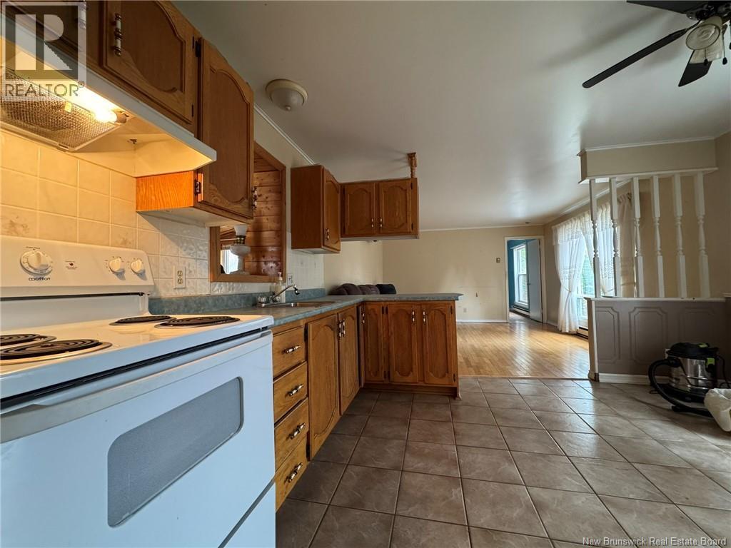 74 Pipertown Road, Summerville, NB - Indoor Photo Showing Kitchen