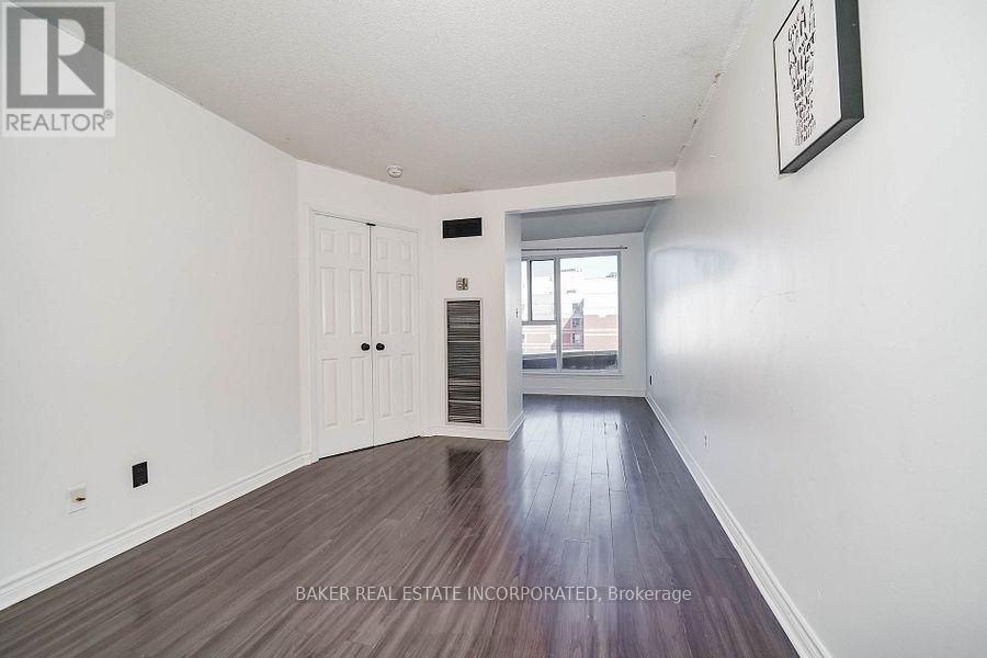 932 - 222 The Esplanade, Toronto, ON - Indoor Photo Showing Other Room