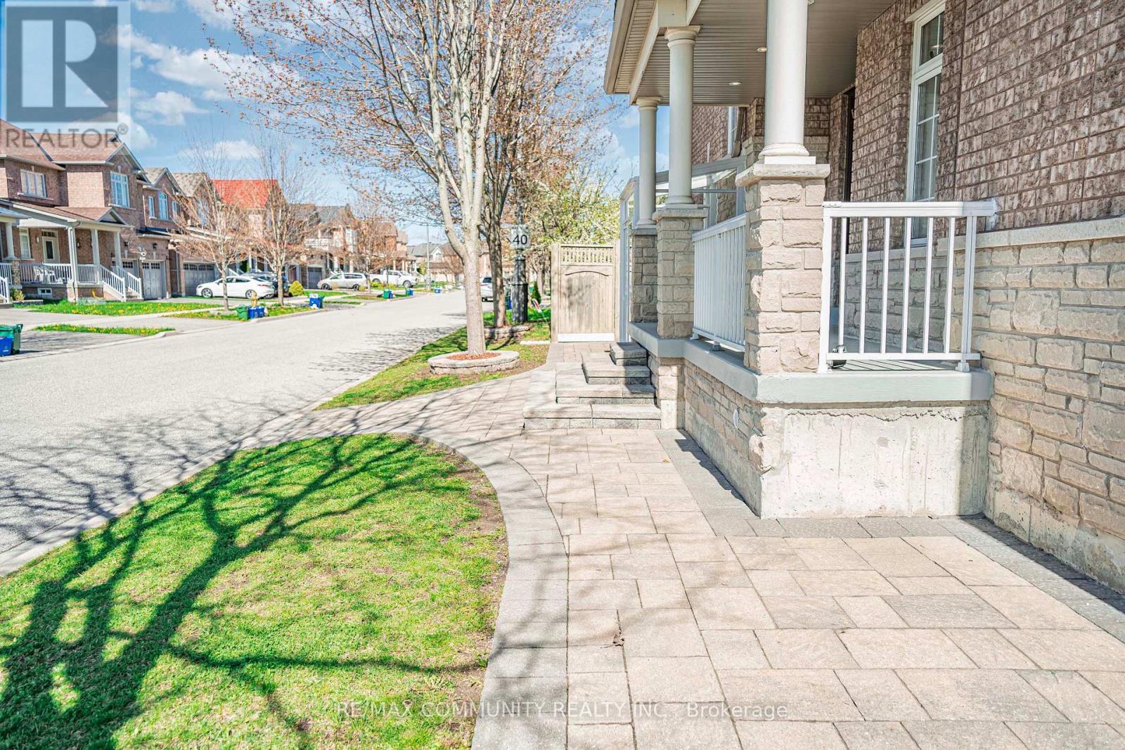 42 Reginald Lamb Crescent, Markham, ON - Outdoor