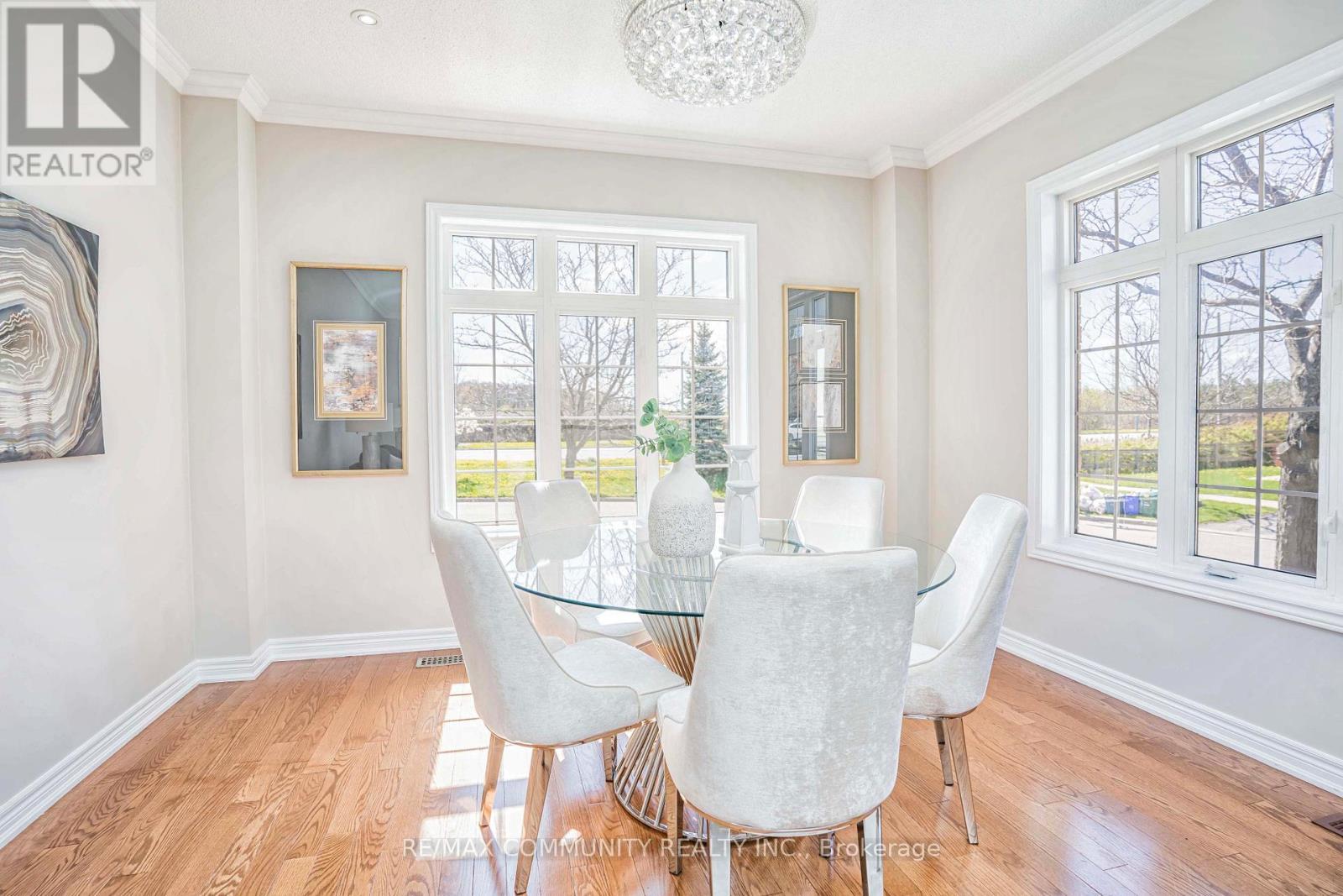 42 Reginald Lamb Crescent, Markham, ON - Indoor Photo Showing Dining Room