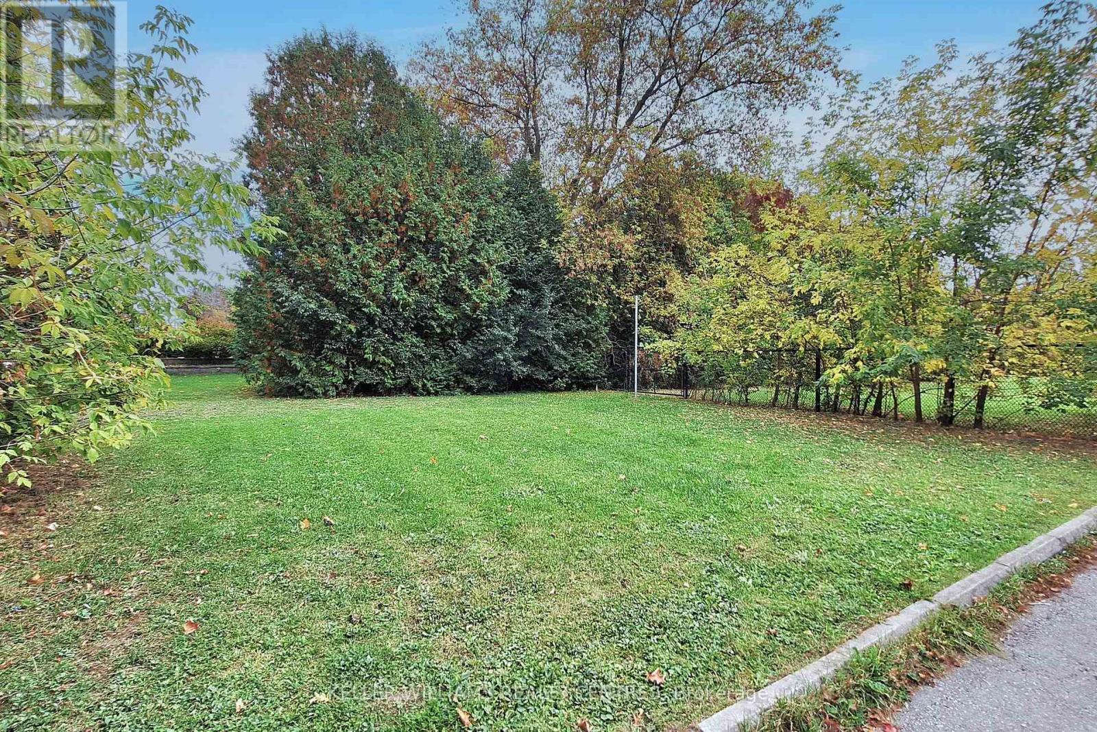 39 Maple Grove Avenue, Richmond Hill, ON