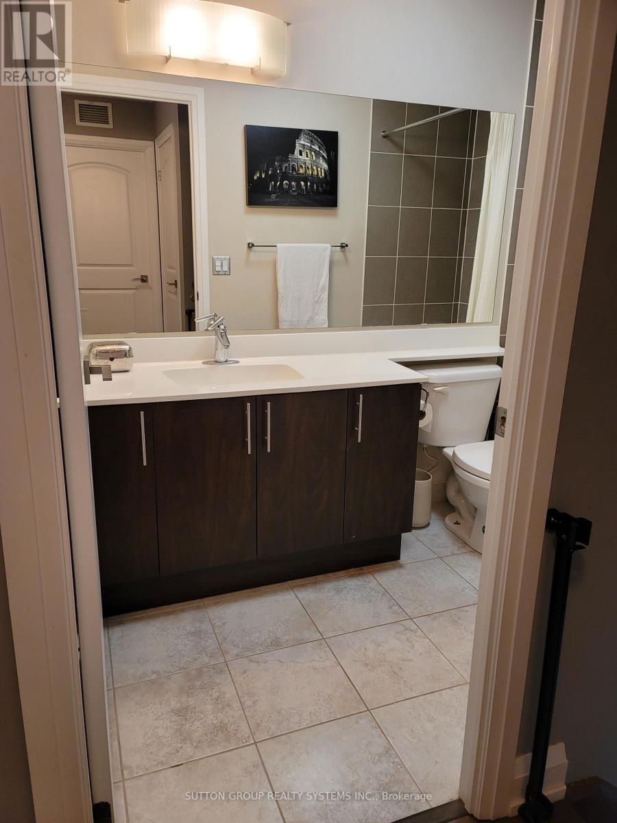 Ph11 - 1070 Sheppard Avenue W, Toronto, ON - Indoor Photo Showing Bathroom