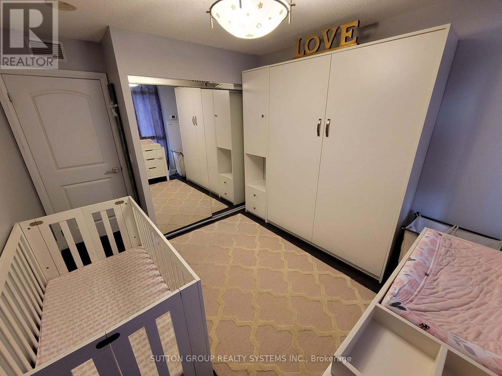 Ph11 - 1070 Sheppard Avenue W, Toronto, ON - Indoor Photo Showing Other Room