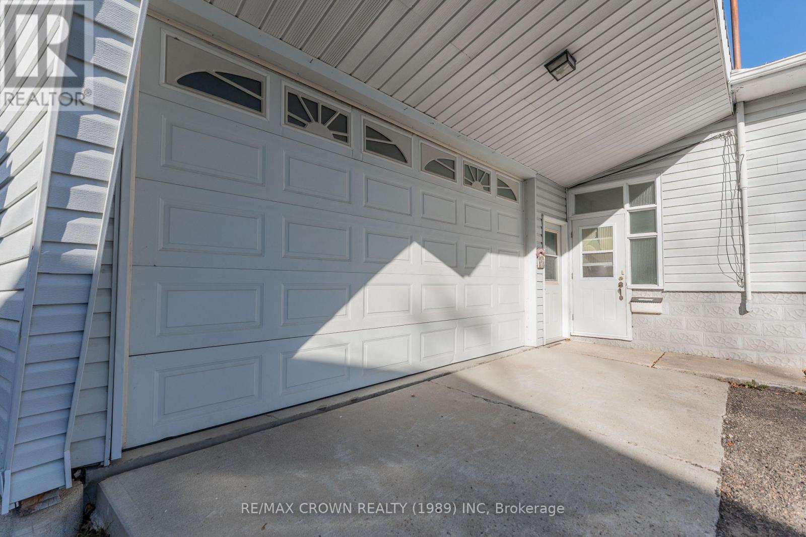 34 Maple Drive, Kapuskasing, ON - Outdoor With Exterior