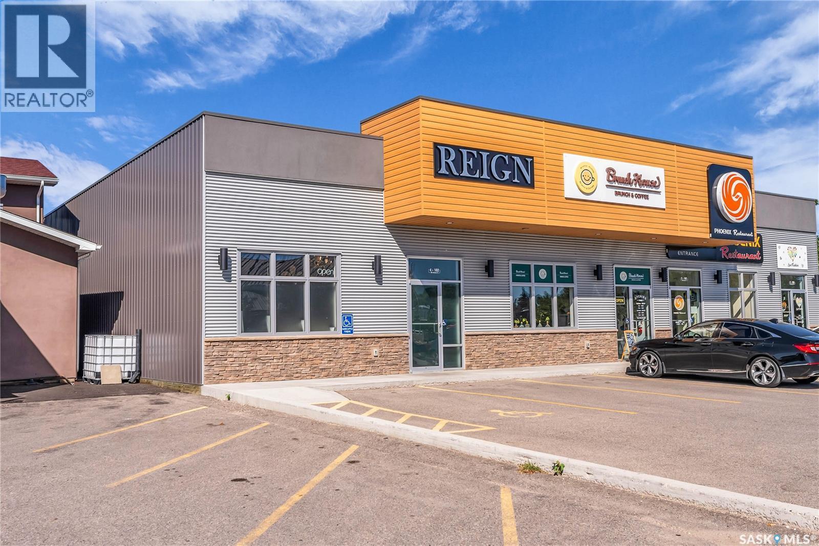 Reign Academy & Studios, Warman, SK