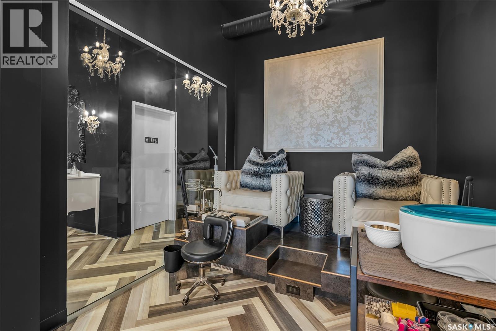 Reign Academy & Studios, Warman, SK