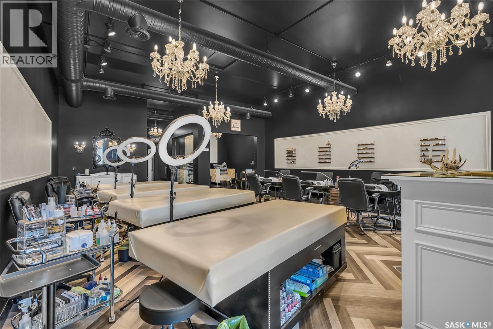 Reign Academy & Studios, Warman, SK