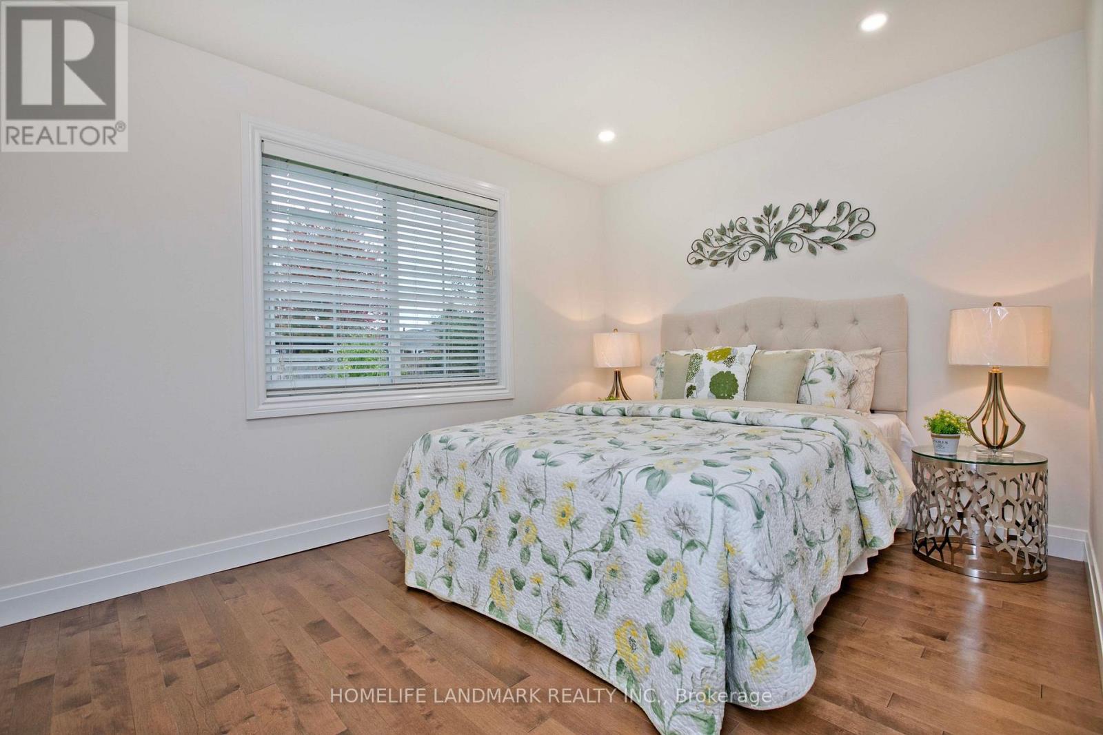35 Crawford Drive, Ajax, ON - Indoor Photo Showing Bedroom