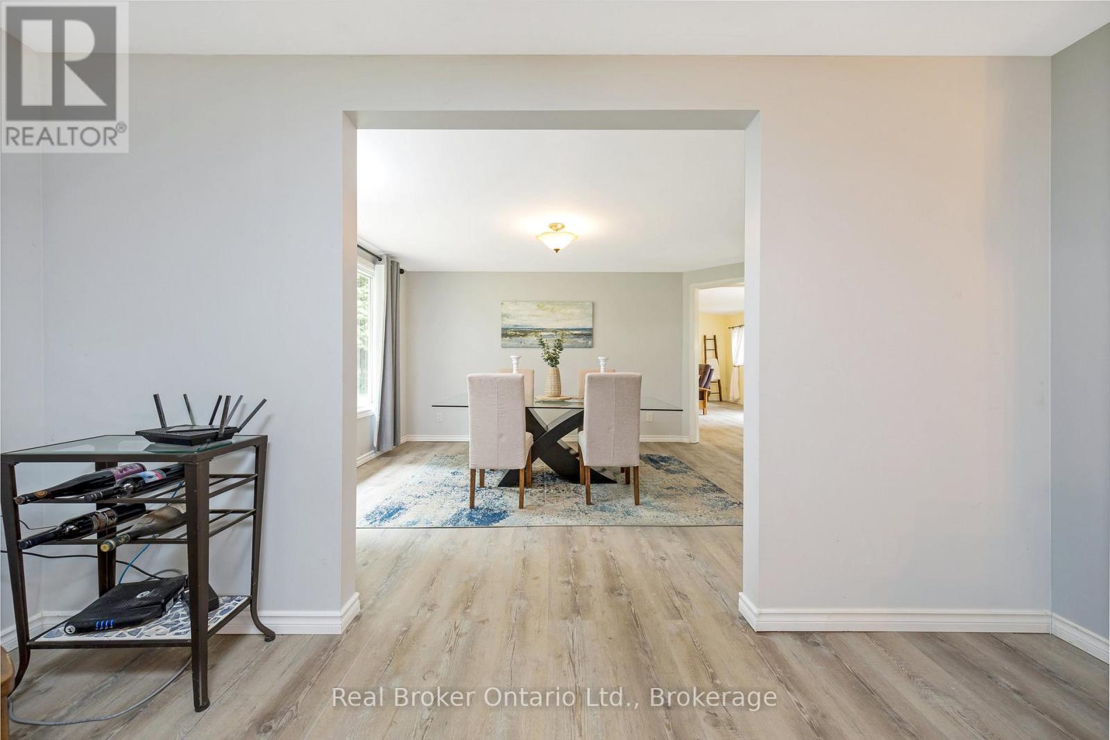 111016 11Th Line, East Garafraxa, ON - Indoor