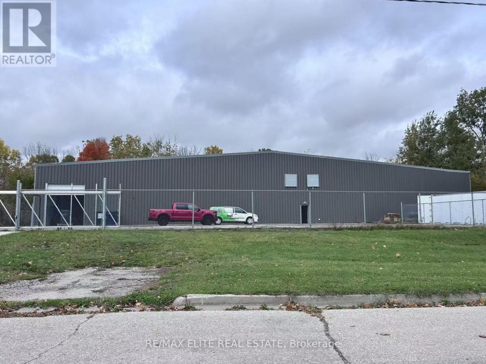 147 First Avenue W, Norfolk, ON