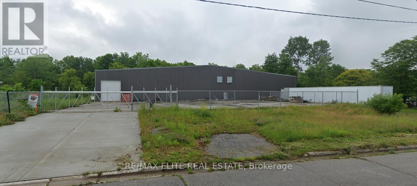 147 First Avenue W, Norfolk, ON