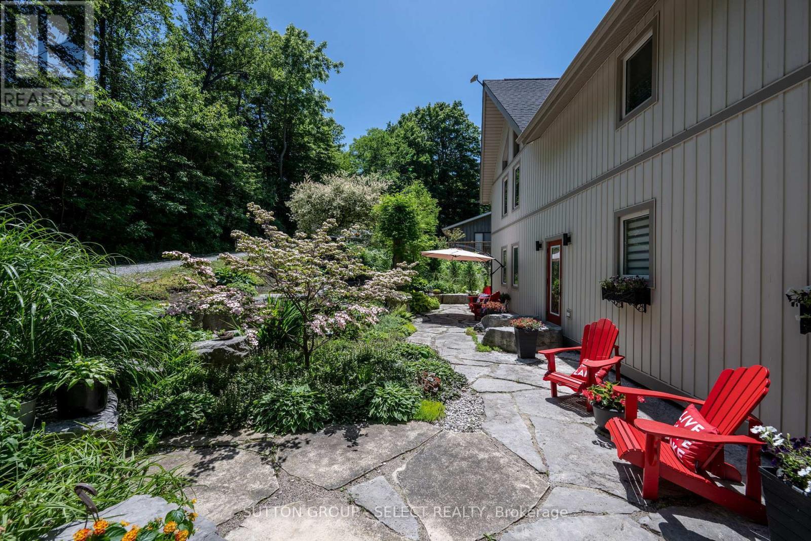 5284 Cliff Road, Lambton Shores (Forest), ON - Outdoor