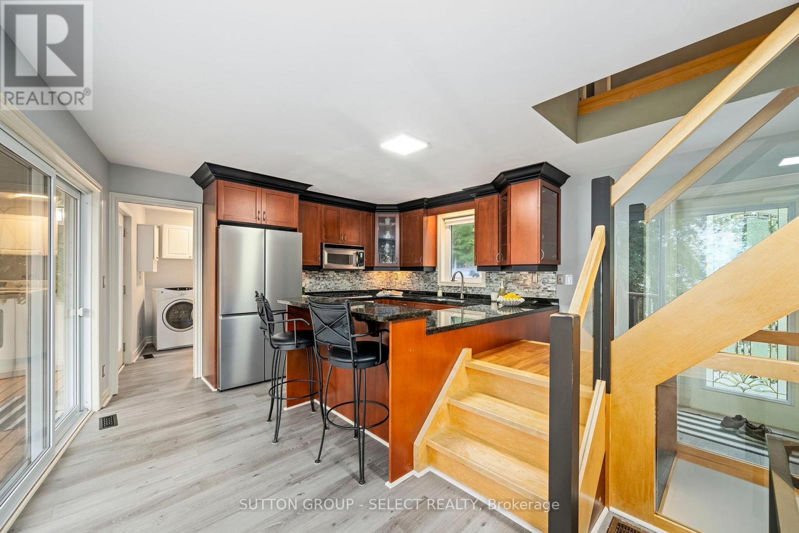 5284 Cliff Road, Lambton Shores (Forest), ON - Indoor Photo Showing Other Room