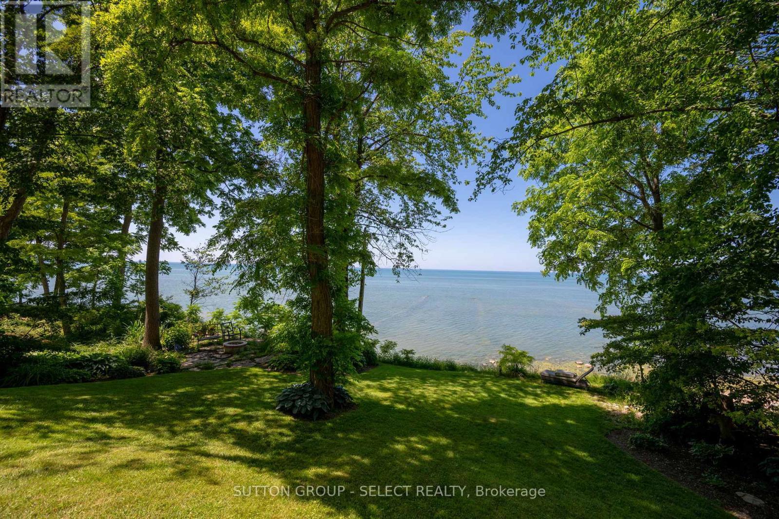 5284 Cliff Road, Lambton Shores (Forest), ON - Outdoor With Body Of Water With View