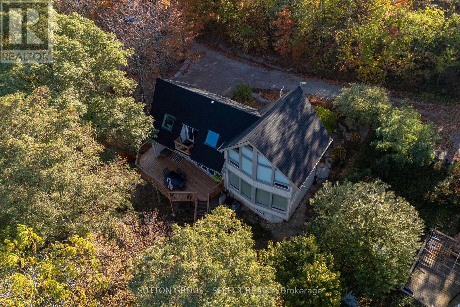 5284 Cliff Road, Lambton Shores (Forest), ON - Outdoor