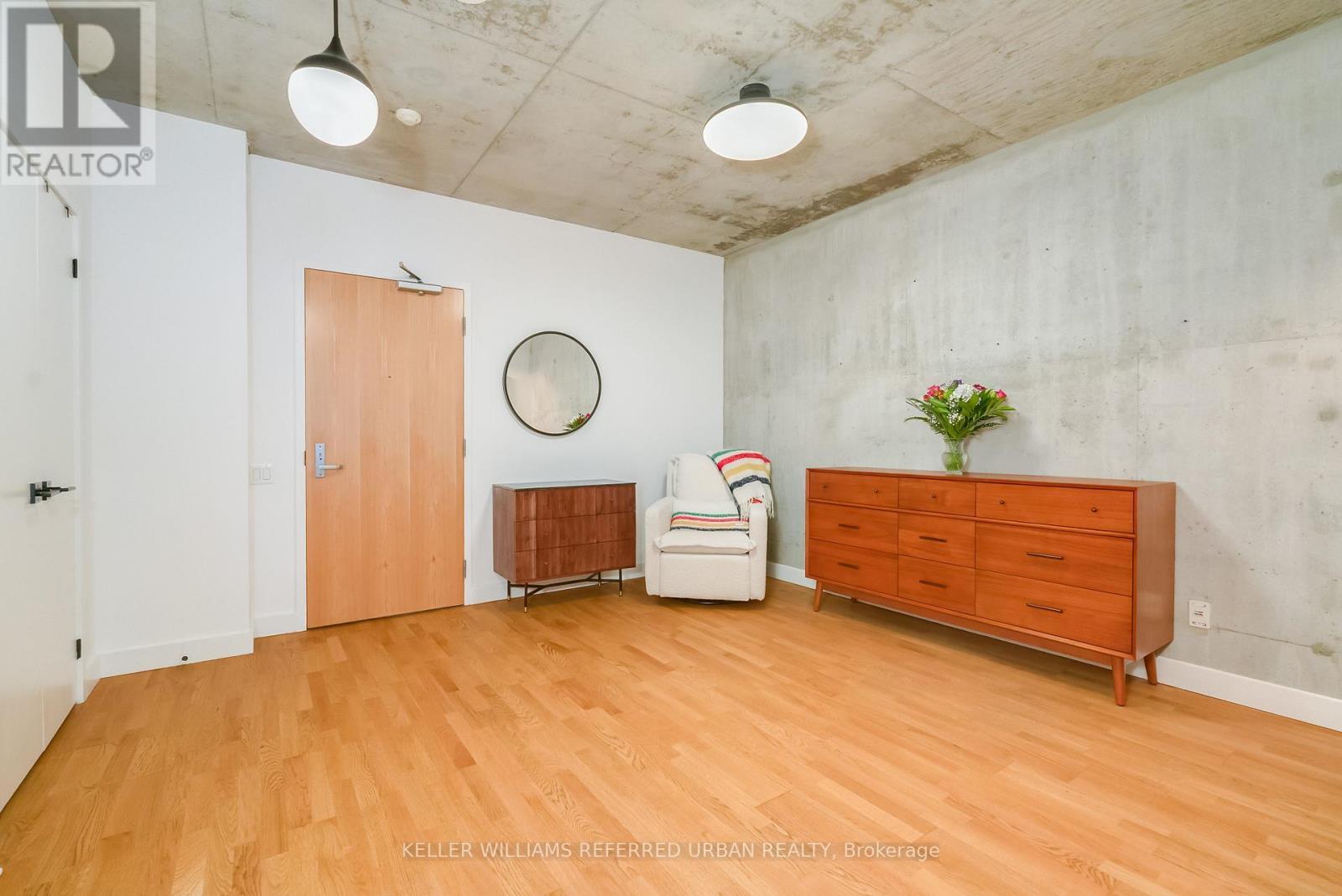 614 - 138 Princess Street, Toronto, ON - Indoor Photo Showing Other Room