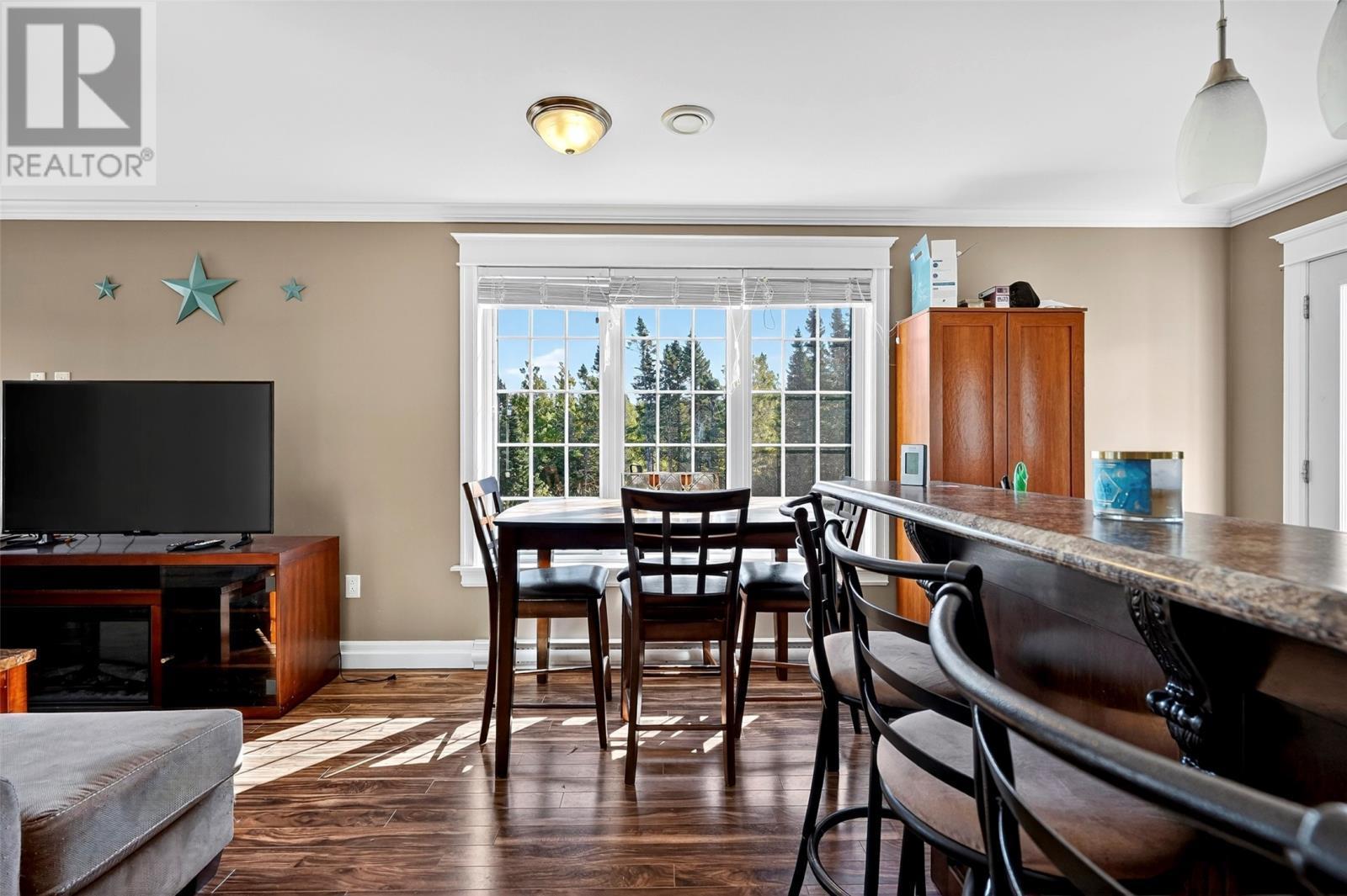 3 Hopkins Road, Brownsdale, NL - Indoor