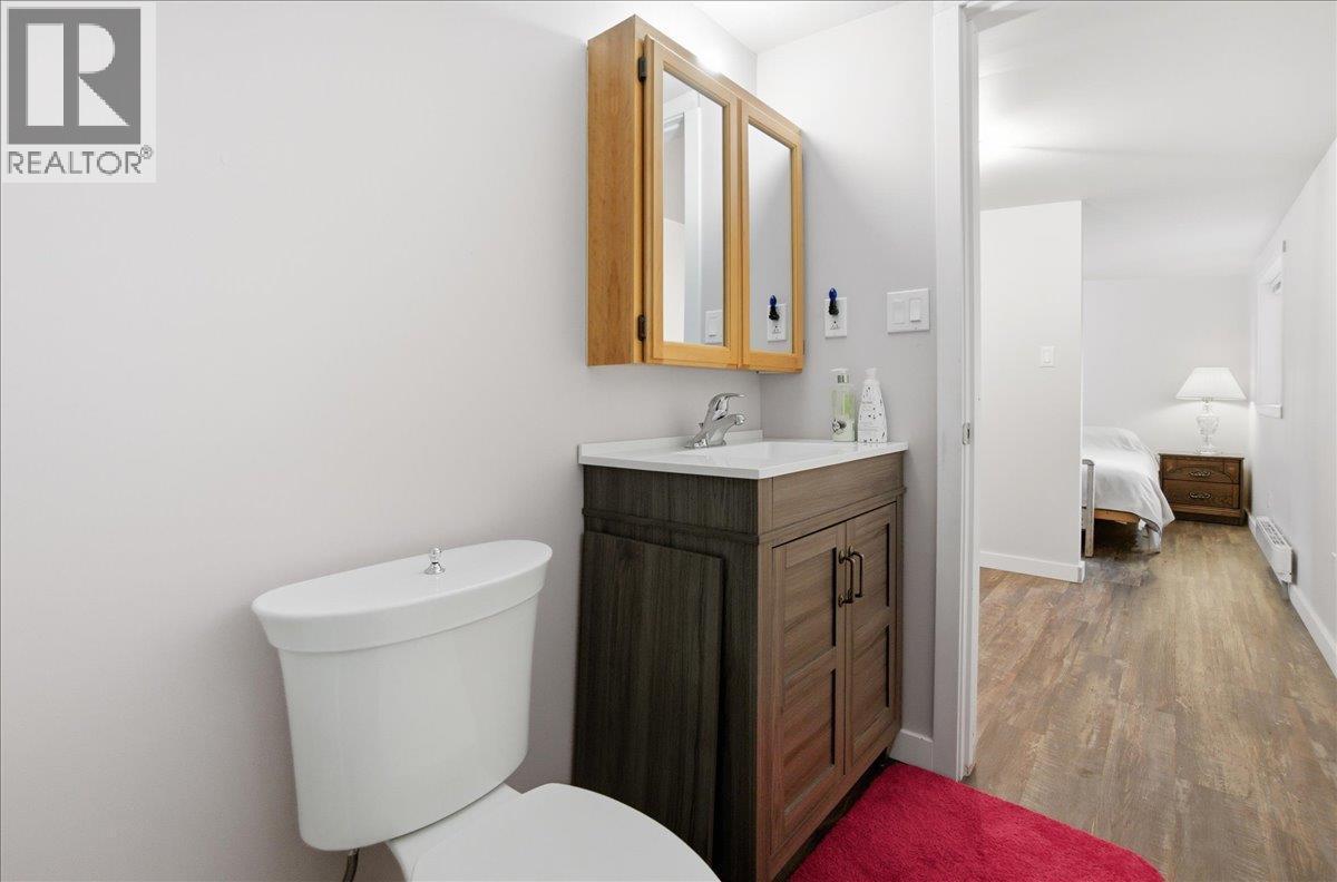 2413 Doukhobour Road, Castlegar, BC