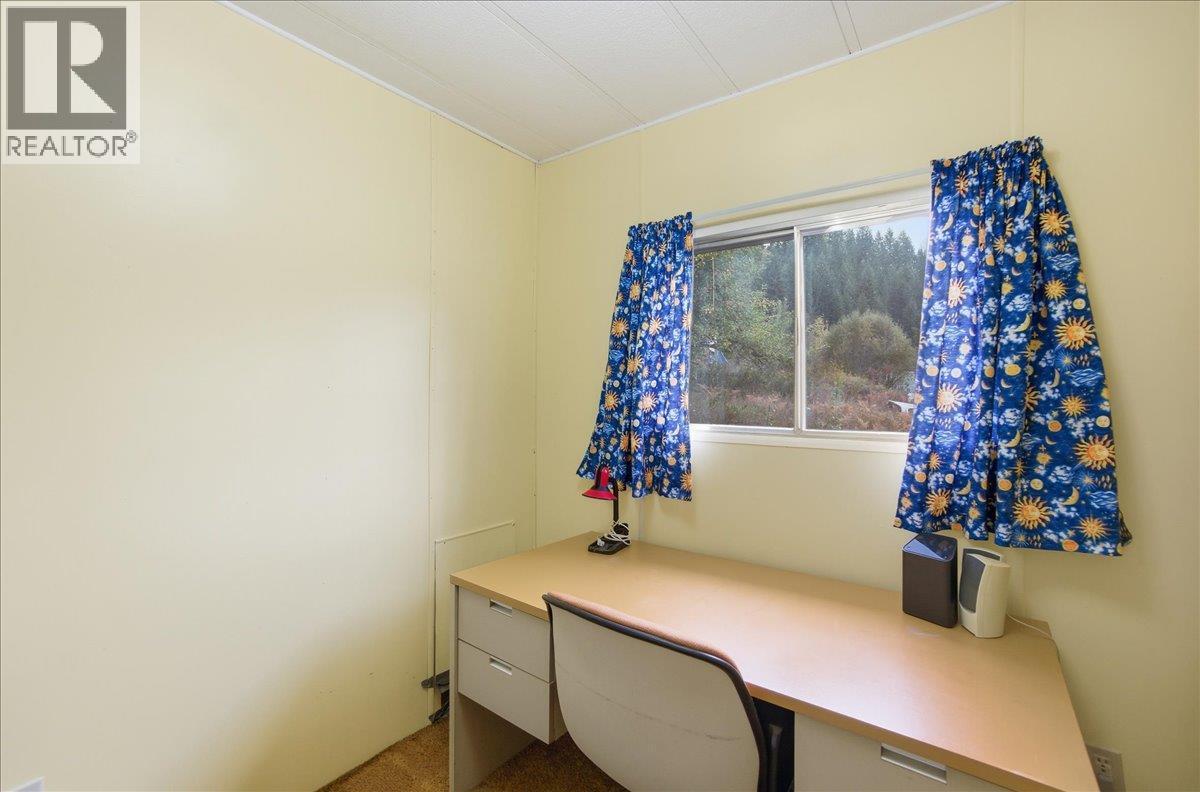 2413 Doukhobour Road, Castlegar, BC