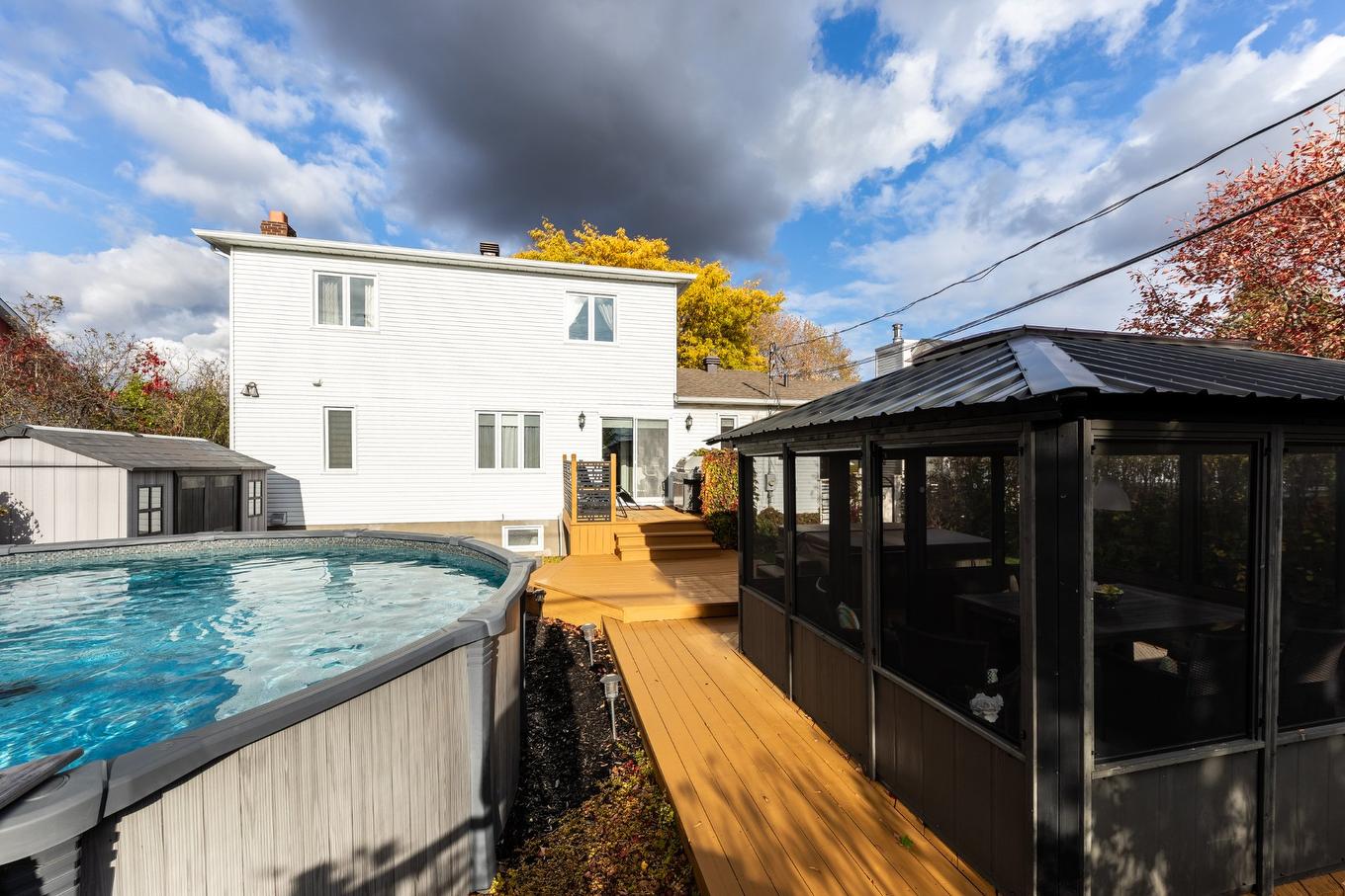 Overall view - 418 Rue De Grenoble, Sainte-Julie, QC - Outdoor With Exterior