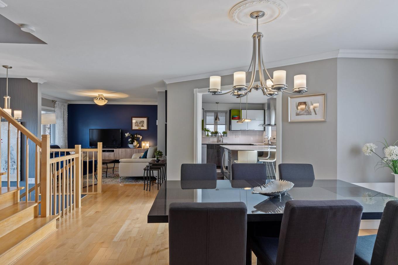 Dining room - 418 Rue De Grenoble, Sainte-Julie, QC - Indoor