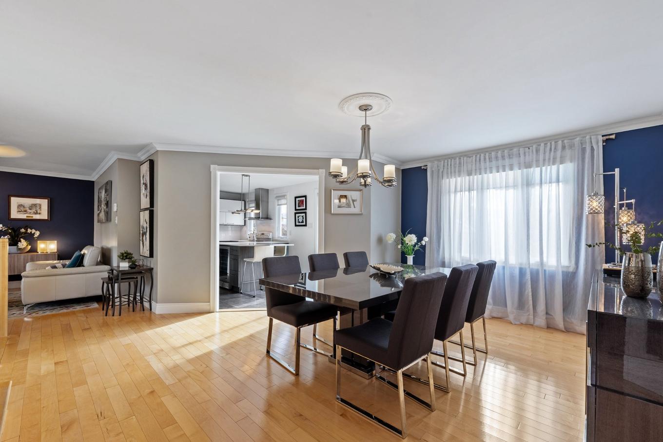 Overall view - 418 Rue De Grenoble, Sainte-Julie, QC - Indoor Photo Showing Dining Room