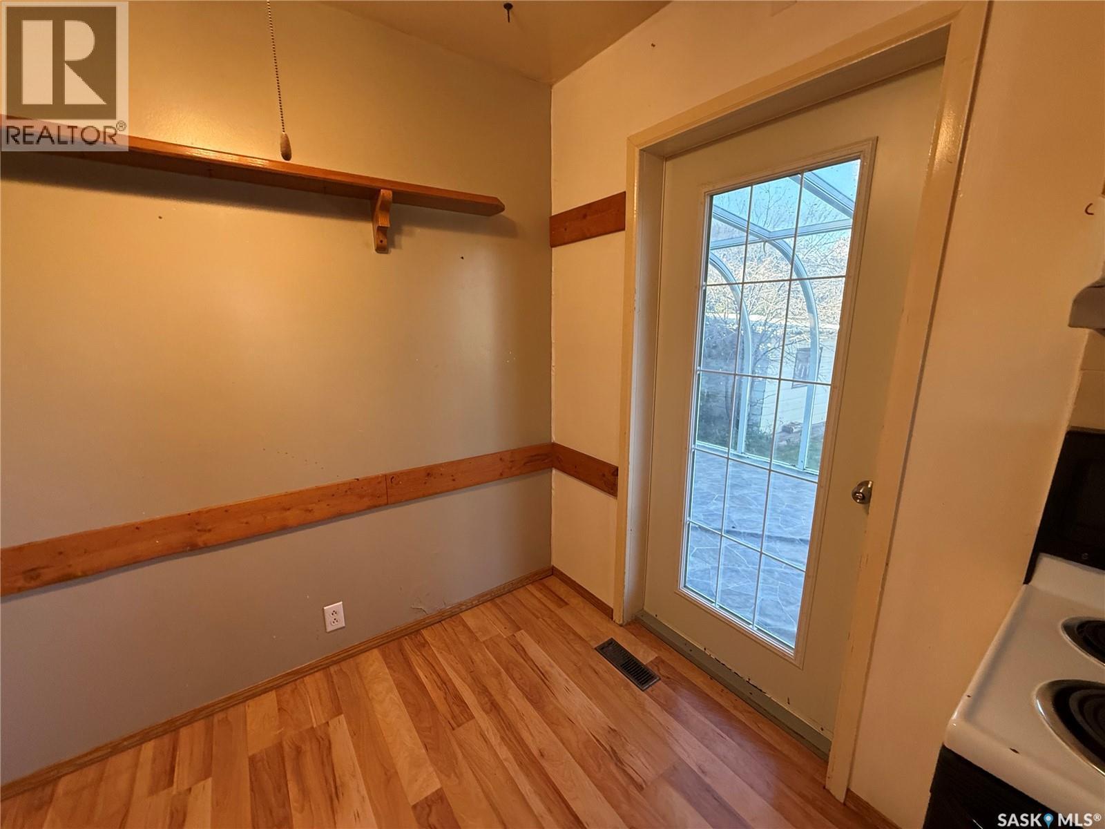 211 Little Flower Avenue, Rosetown, SK - Indoor Photo Showing Other Room