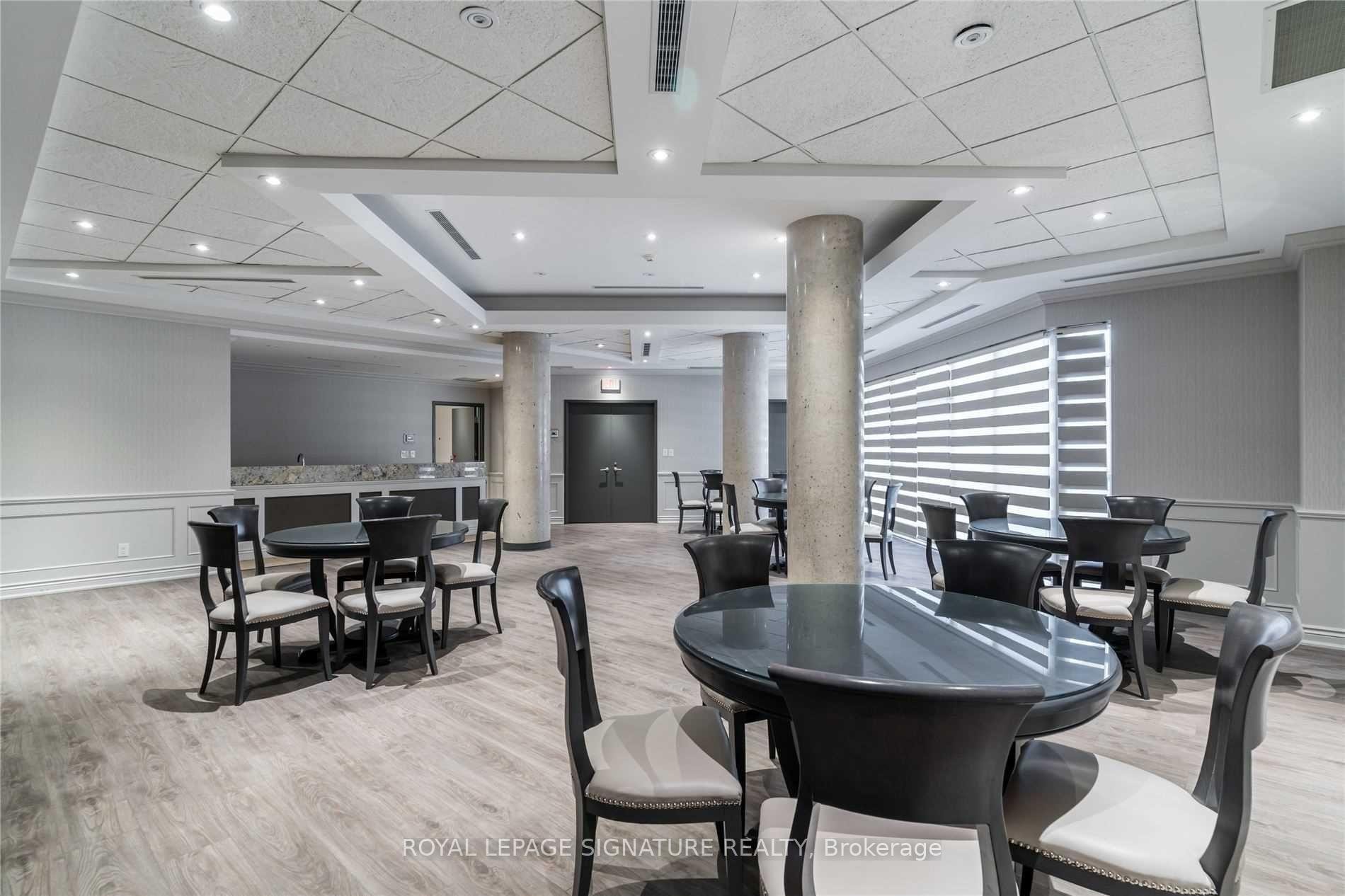 A32-281 Woodbridge Avenue, Vaughan, ON - Indoor