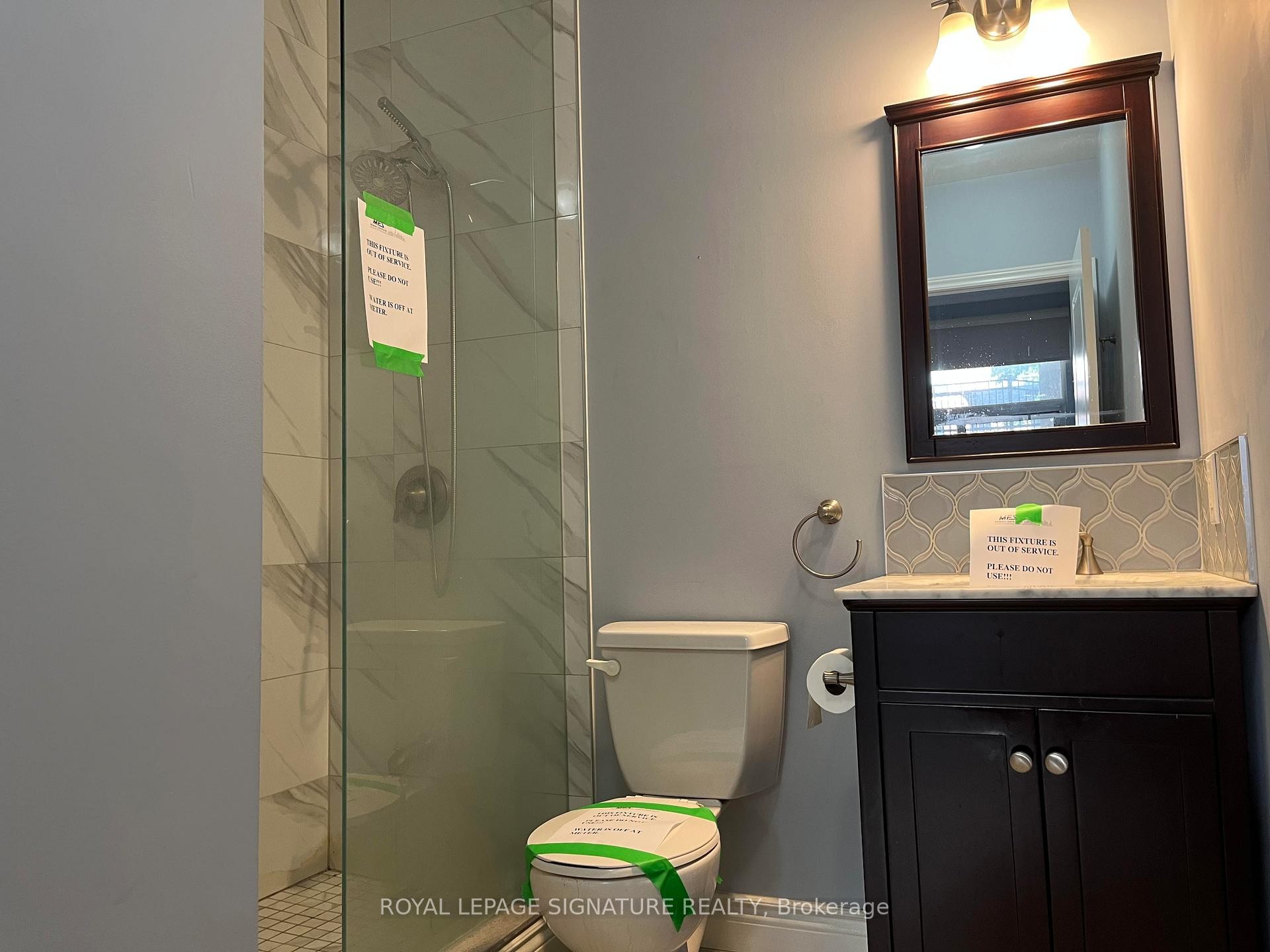 A32-281 Woodbridge Avenue, Vaughan, ON - Indoor Photo Showing Bathroom