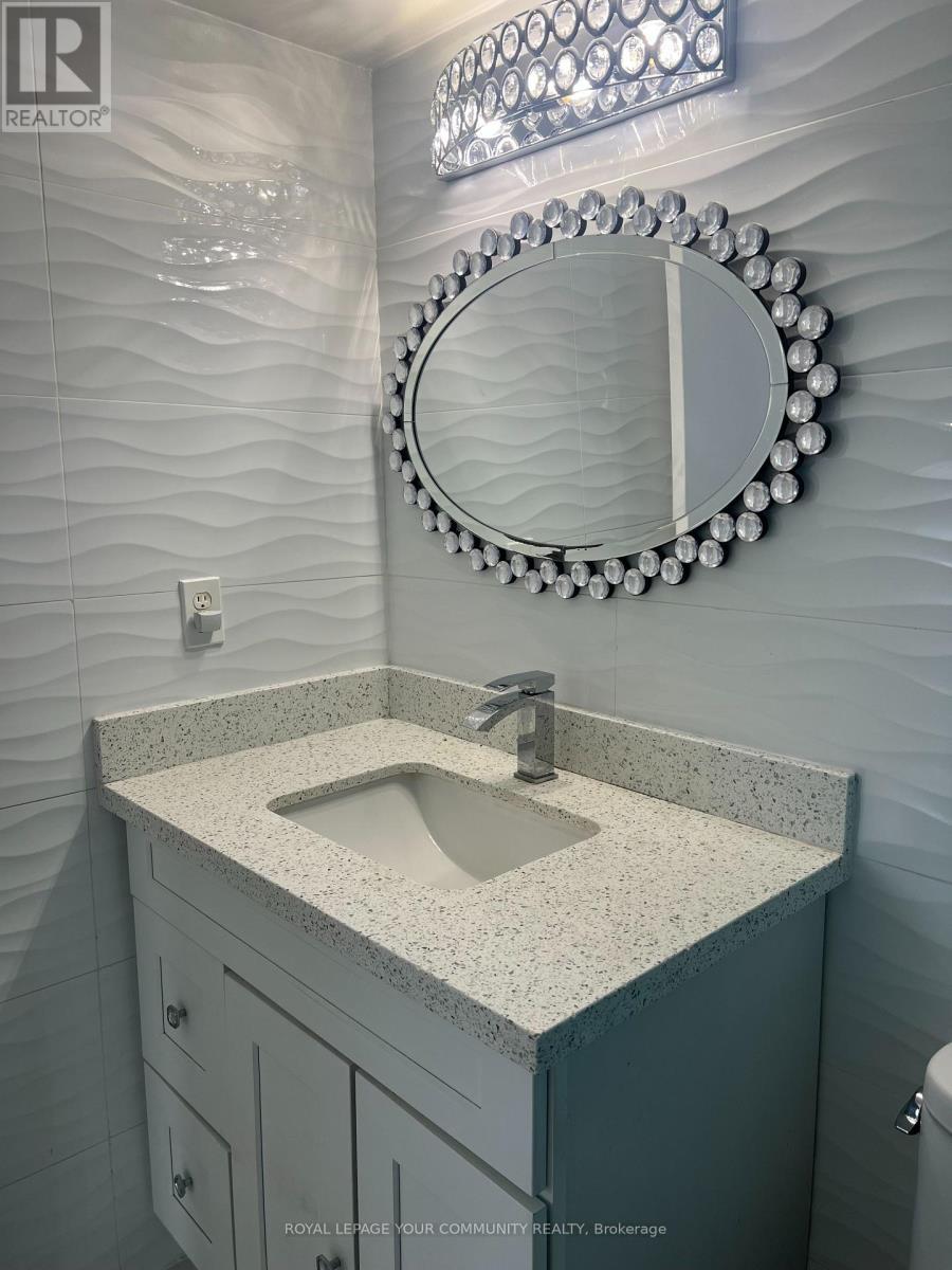 804 - 15 Vicora Linkway Way, Toronto, ON - Indoor Photo Showing Bathroom