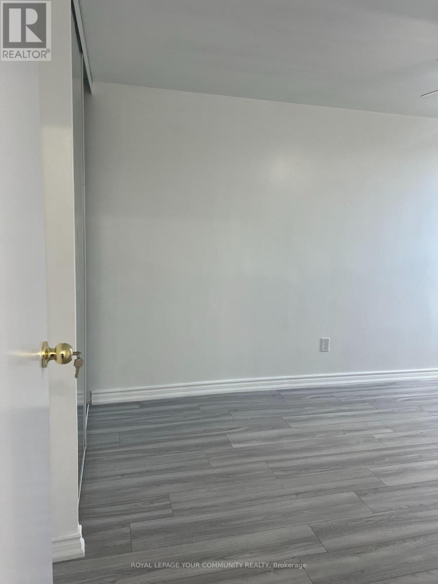 804 - 15 Vicora Linkway Way, Toronto, ON - Indoor