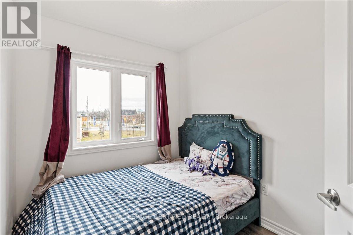 25 - 61 Soho Street, Hamilton, ON - Indoor Photo Showing Bedroom