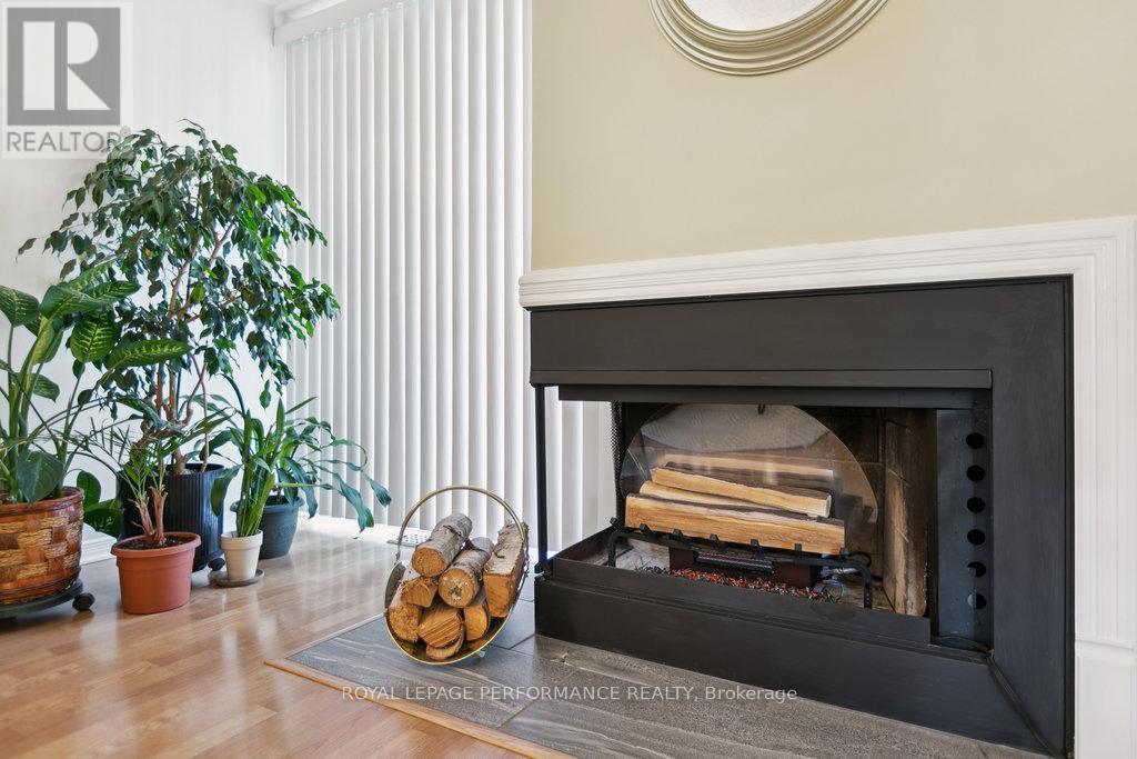 Cozy Electric Fireplace - 560 Thomson Street, Ottawa, ON - Indoor With Fireplace
