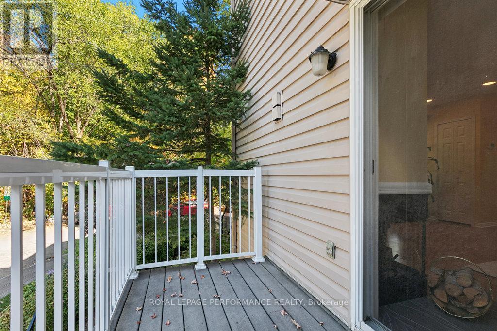 560 Thomson Street, Ottawa, ON - Outdoor With Exterior