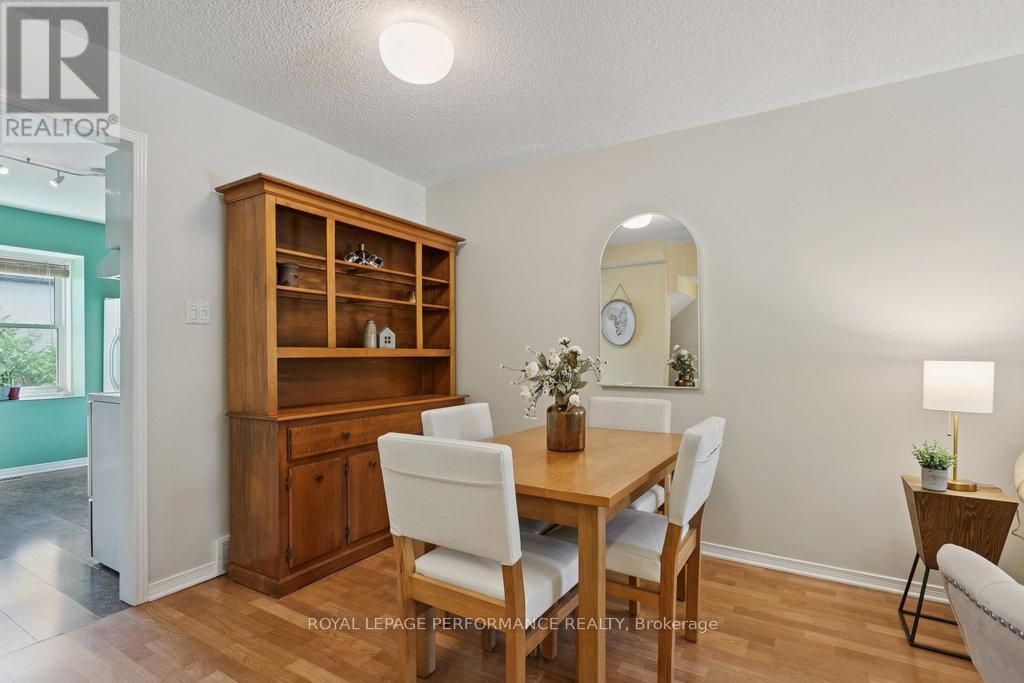 560 Thomson Street, Ottawa, ON - Indoor Photo Showing Dining Room