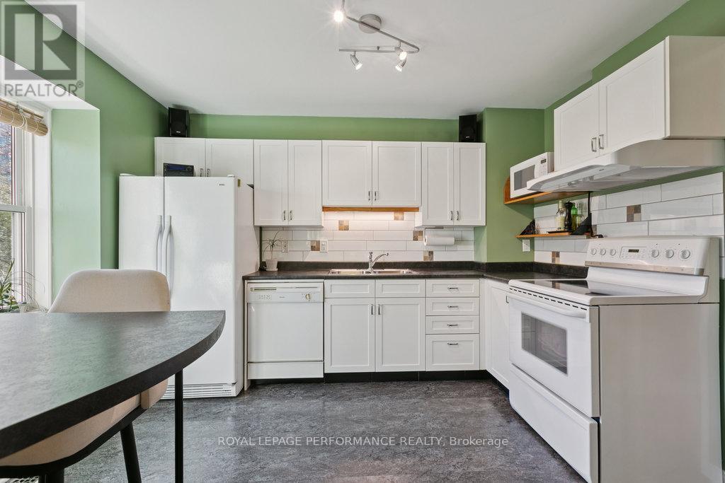 Spacious Kitchen with Ample Storage - 560 Thomson Street, Ottawa, ON - Indoor Photo Showing Kitchen With Double Sink