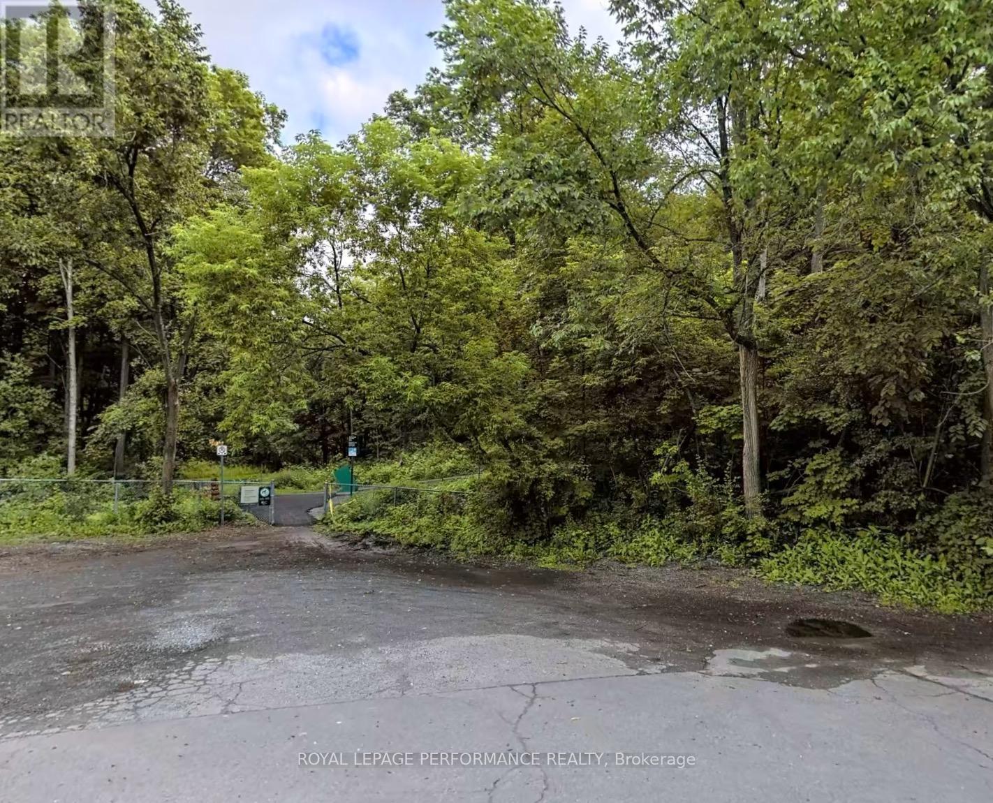 Step Across the Street to Aviation Pathway Trail - 560 Thomson Street, Ottawa, ON - Outdoor With View