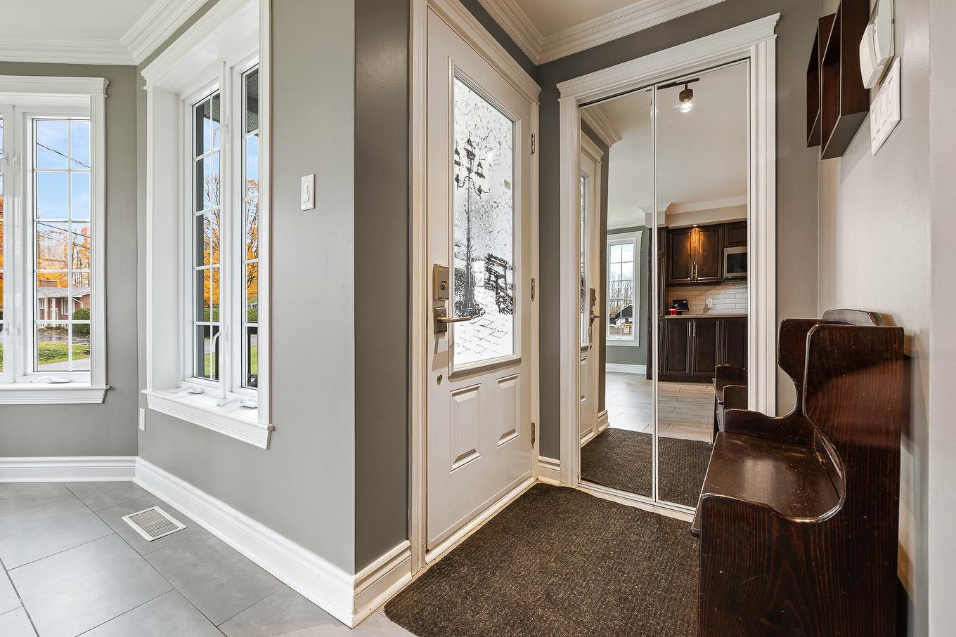 Hall - 2951 Rue Principale, Dunham, QC - Indoor Photo Showing Other Room