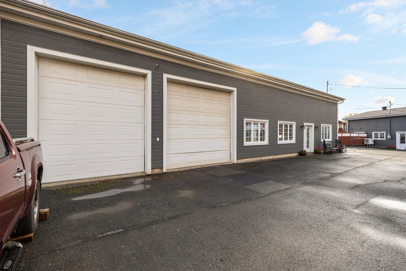 Garage - 2951 Rue Principale, Dunham, QC - Outdoor With Exterior