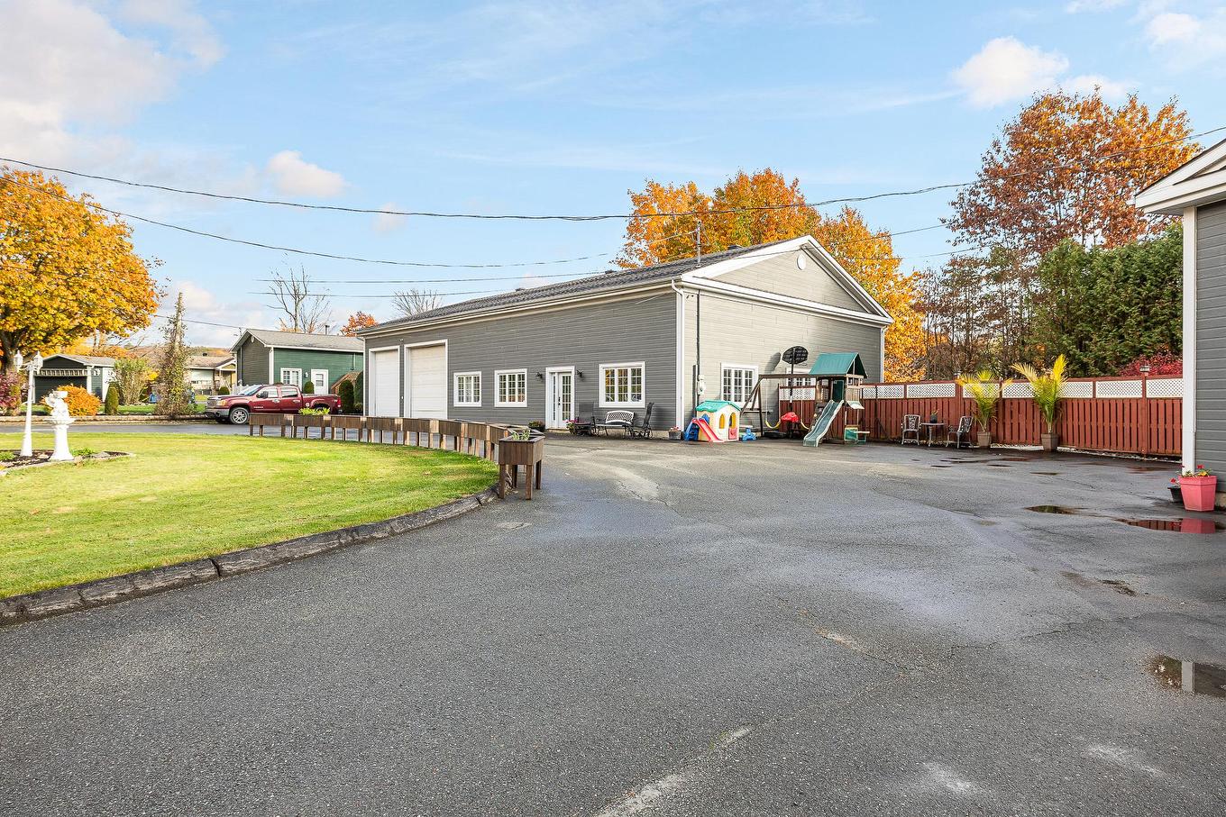 Garage - 2951 Rue Principale, Dunham, QC - Outdoor